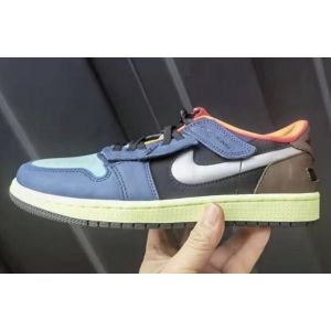 Air Jordan 1 Low FlyEase 