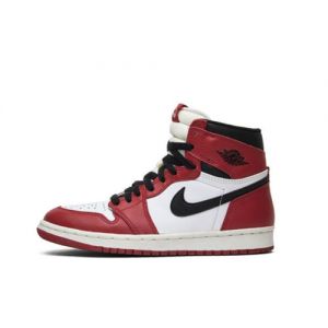 Fake Jordan 1 Retro High 'Chicago' Outside