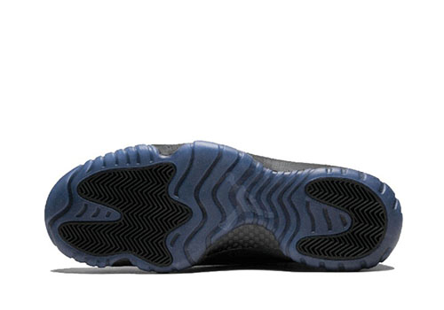 Jordan 11 Cap and Gown replica