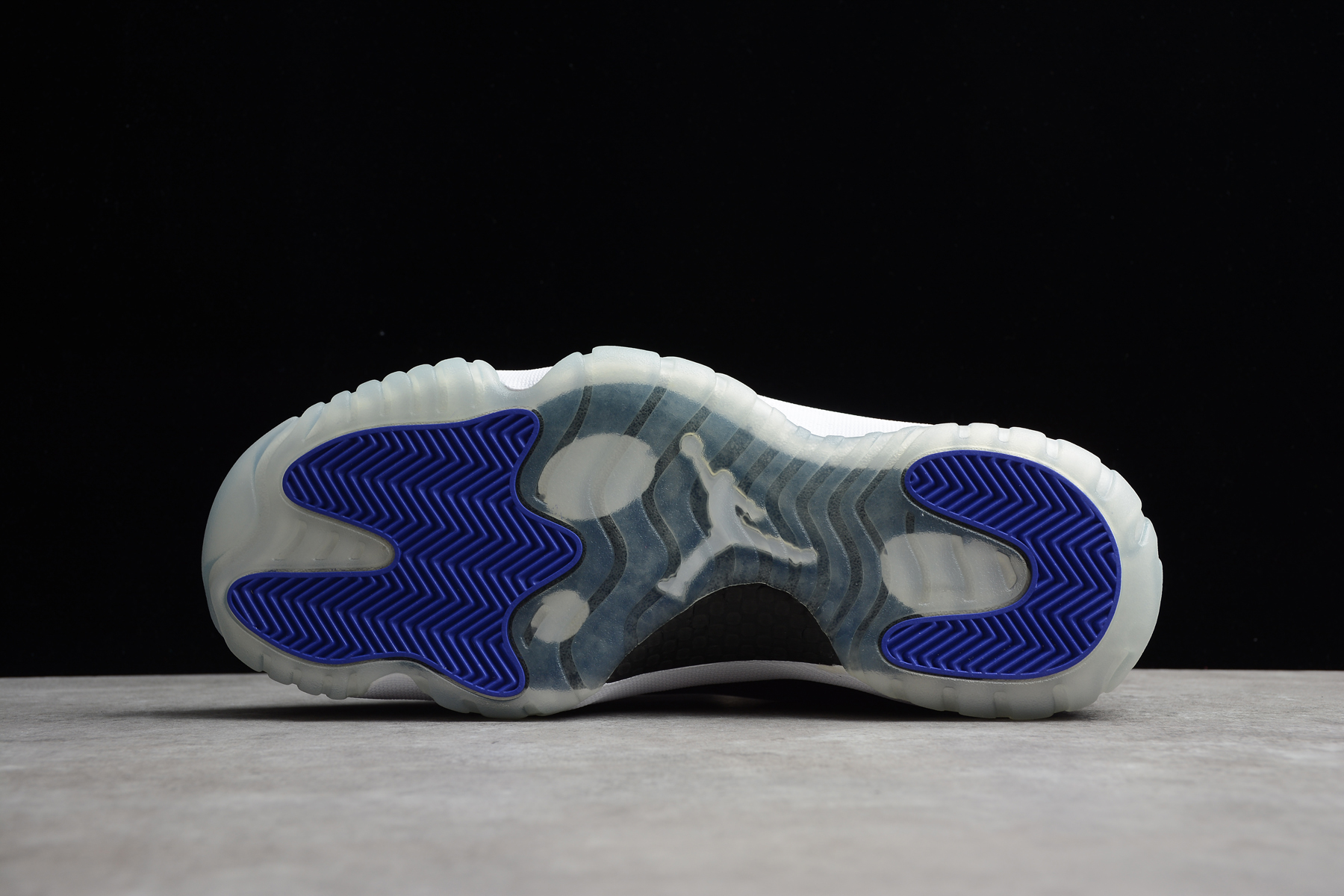 how to tell if jordan concord 11s are fake