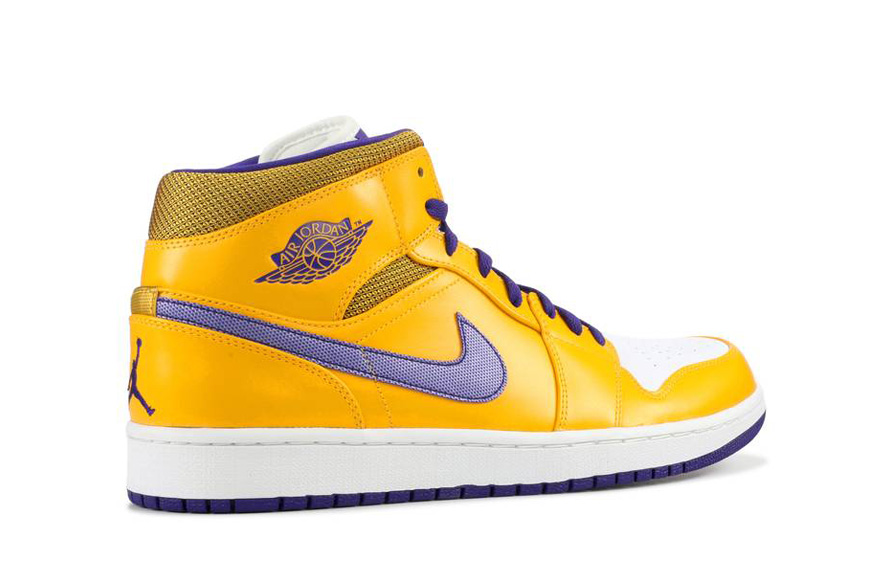 Fake Lakers