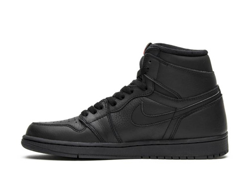 Jordan 1Triple Black fake