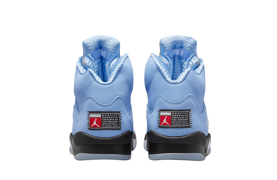 Air Jordan 5 UNC