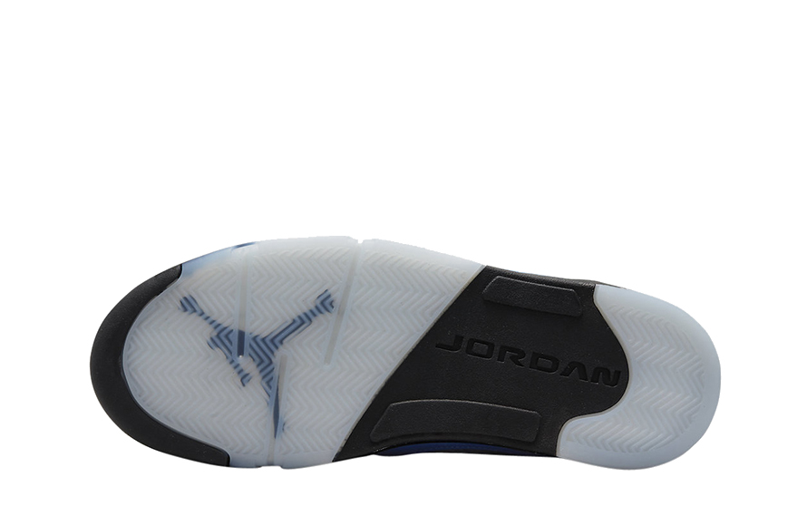 Air Jordan 5 UNC