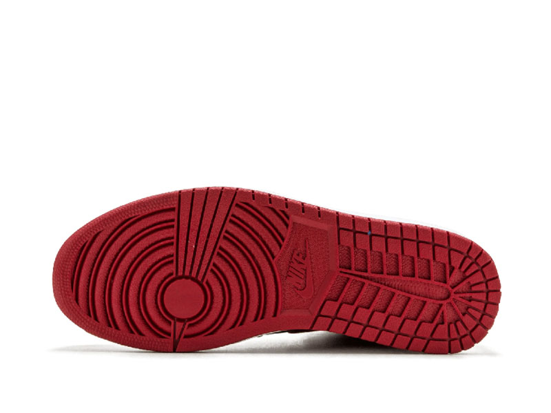 Fake Jordan 1 Retro Satin Banned