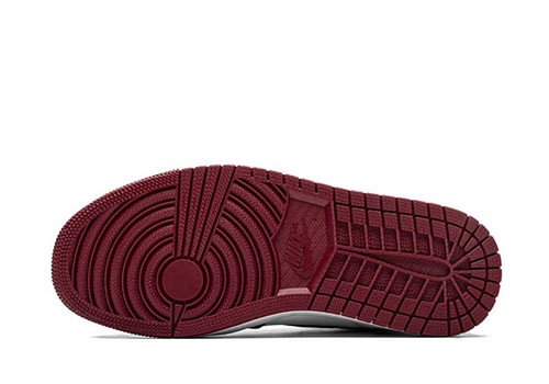 fake Jordan 1 Retro High Satin Black Toe