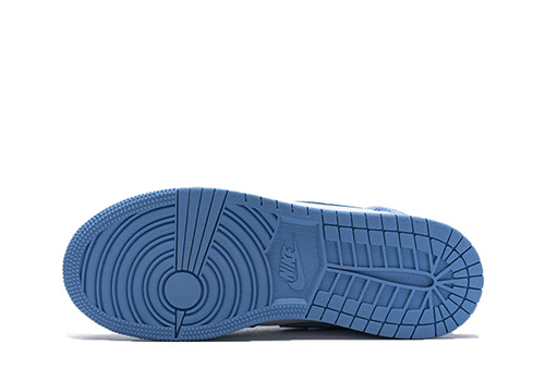 Jordan 1 Mid UNC fake