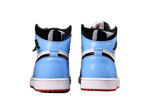 Jordan 1 Fearless UNC Chicago fake